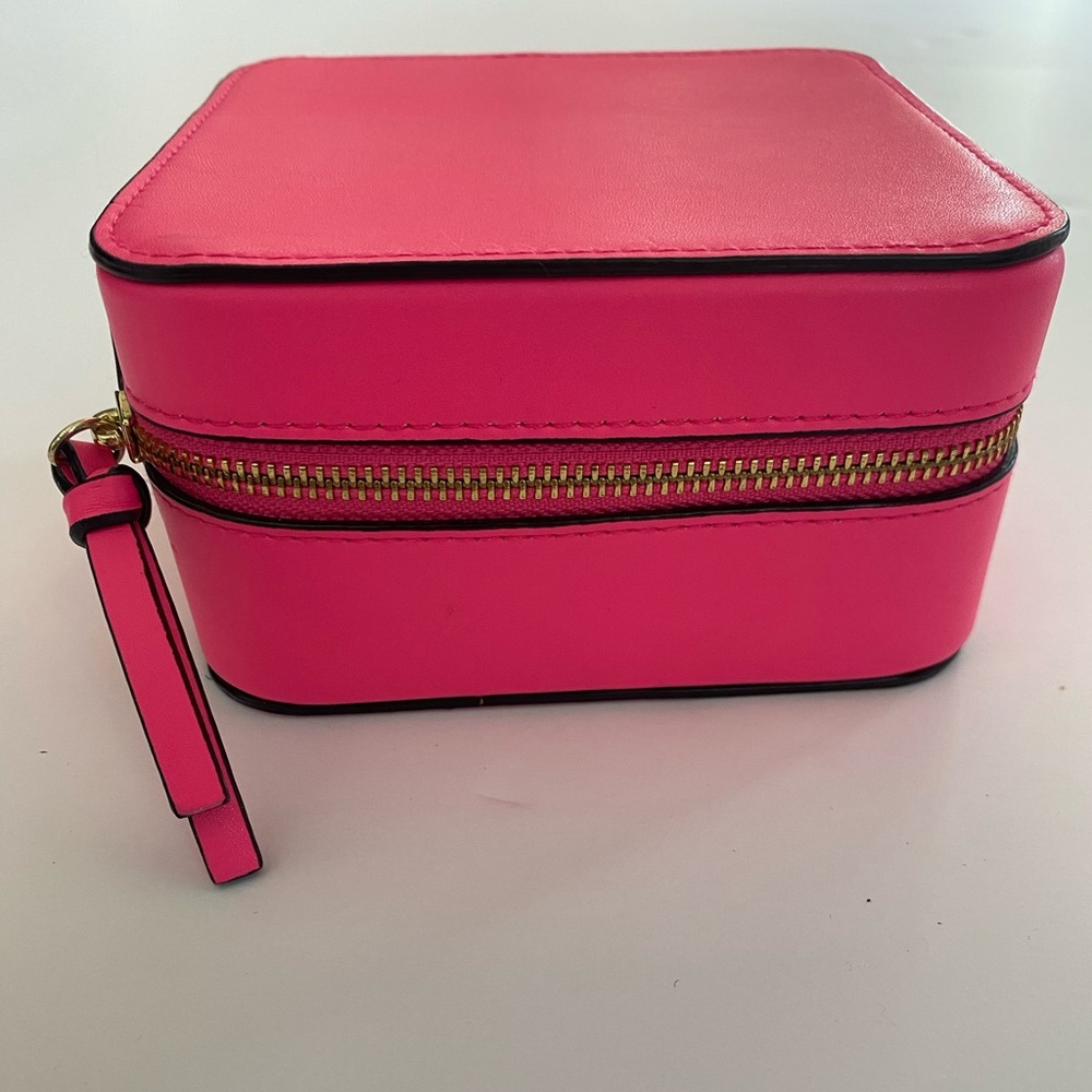 Target • Small Travel Accessory Organizer - Picture 5 of 11